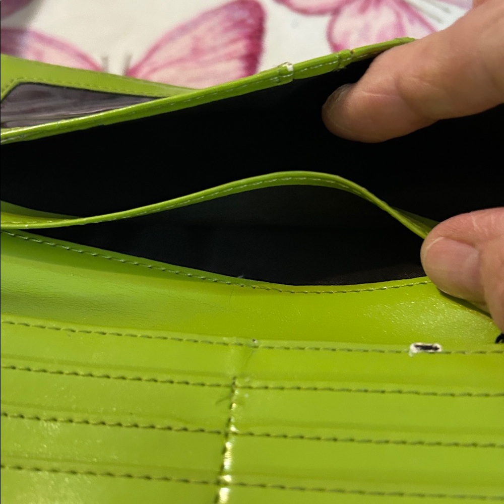 Green Hummingbird Wallet - Picture 6 of 6
